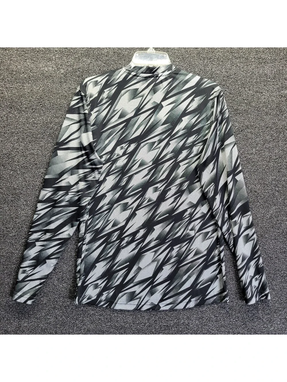 Adidas Men's Sz M white/Black Geometric print Long Sleeve T-Shirt